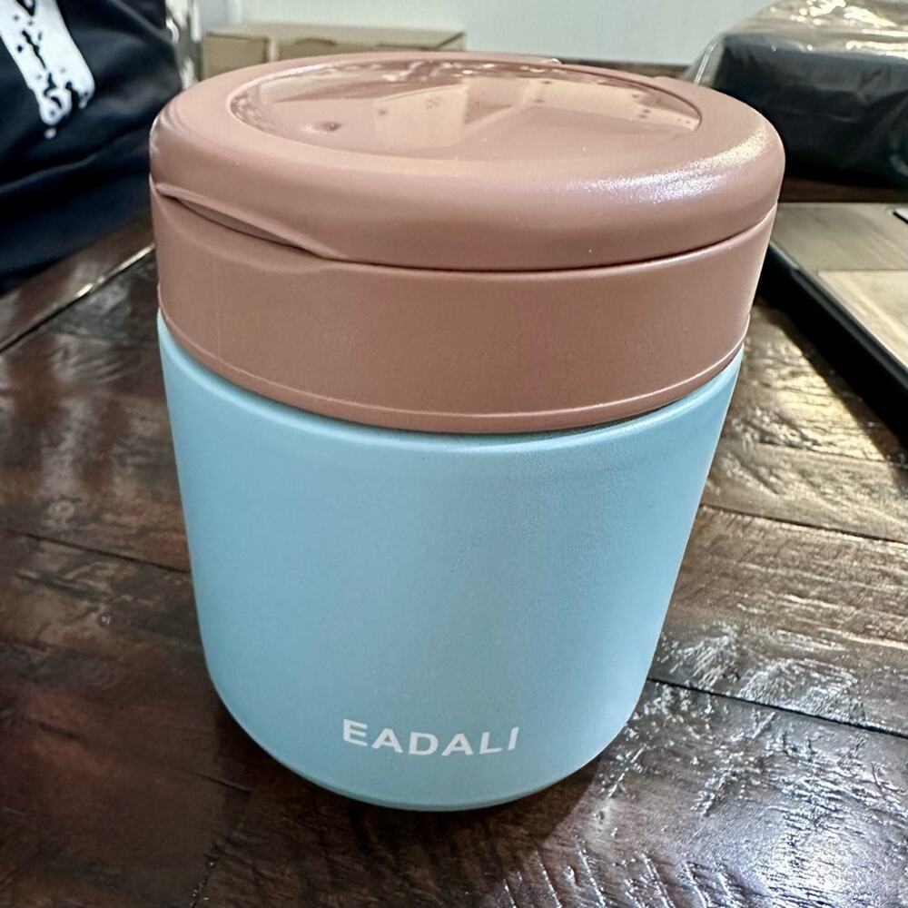 Blue and Brown Food Storage Container (A4)